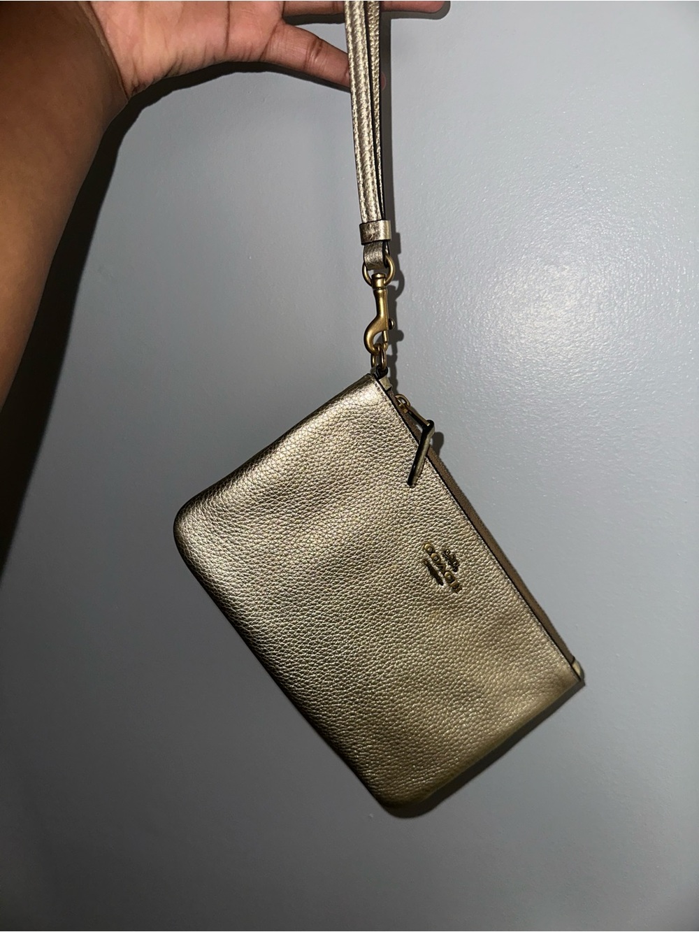 Coach C7215 Pebbled Leather Wristlet Wallet Metallic Platinum Gold